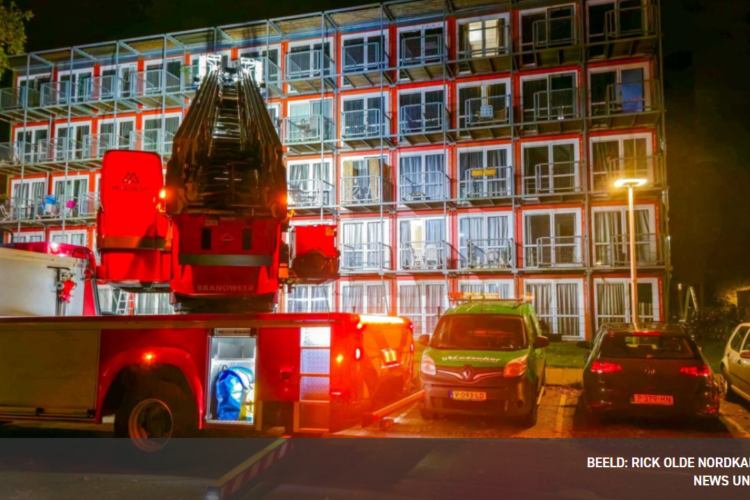 Sprinkler blust brand in containerwoning Hengelo