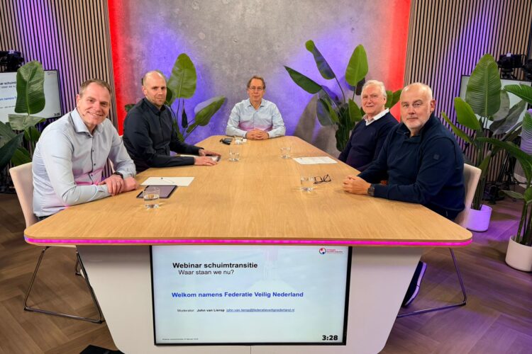 Kijk terug: webinar Blusschuimtransitie en beluister de podcasts