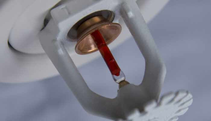 Sprinklerinstallaties kunnen (woning)bouw versnellen, regelgeving remt toepassing