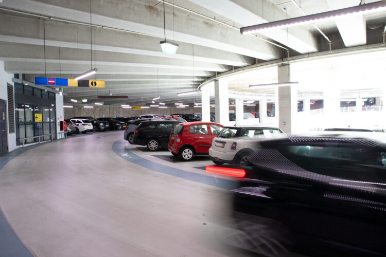 Nieuw onderzoek: toepassing gevarenklasse OH1 in kleine parkeergarages leidt niet tot een onacceptabel hoger restrisico